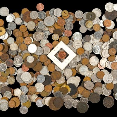Sale Photo Thumbnail #307: Mixed Group Of World And US Coins With Silver