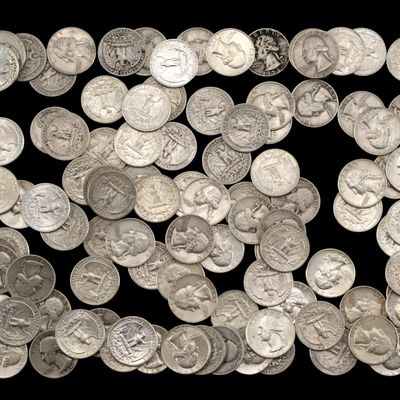 Sale Photo Thumbnail #279: One Hundred Washington Silver Quarters