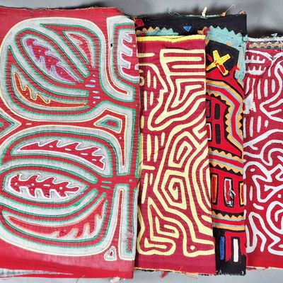 Sale Photo Thumbnail #248: Group of 5 Guna Mola Panels Abstract and Stylized Animal