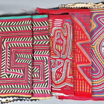 Sale Photo Thumbnail #245: Group of 4 Guna Mola Panels Abstract