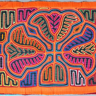 Sale Photo Thumbnail #94: Guna Mola Panel Abstract Botanical