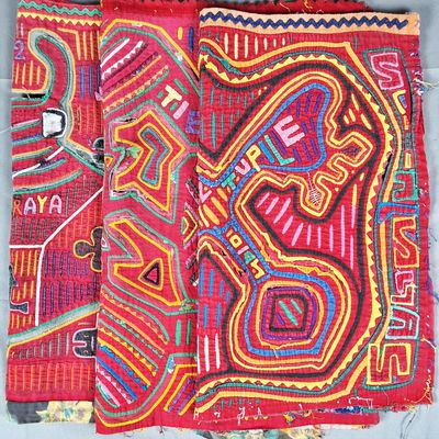 Sale Photo Thumbnail #240: Group of 3 Guna Mola Panels Narrative & Text
