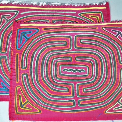Sale Photo Thumbnail #197: Pair of Guna Mola Panels Labyrinth
