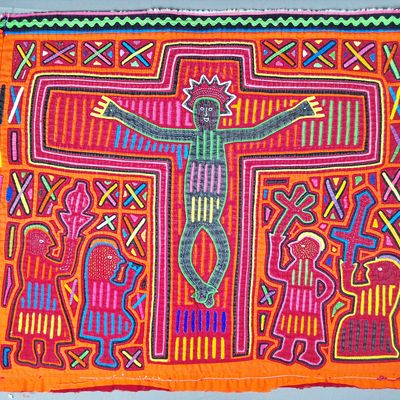 Sale Photo Thumbnail #66: Guna Mola Panel Crucifixion