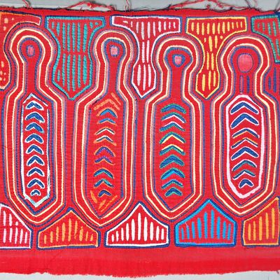 Sale Photo Thumbnail #186: Guna Mola Panel Four Paddles with Chevron Motifs