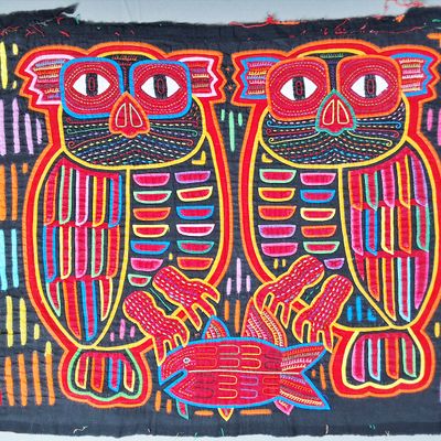Sale Photo Thumbnail #36: Guna Mola Panel Paired Owls with Fish