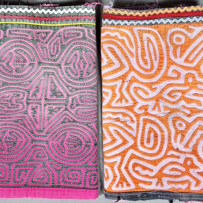 Sale Photo Thumbnail #210: Group of 2 Guna Mola Panels Abstract Maze