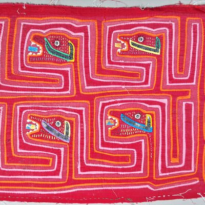 Sale Photo Thumbnail #157: Guna Mola Panel Four Serpent Heads with Labyrinthine Channels