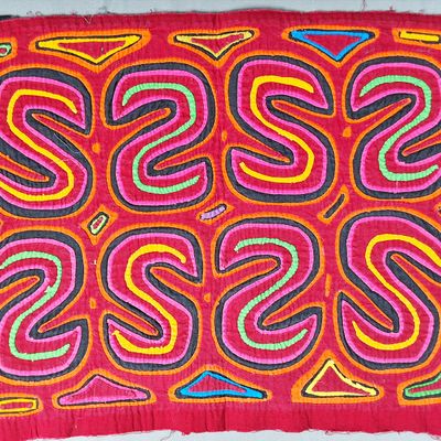 Sale Photo Thumbnail #87: Guna Mola Panel S Spiral Pattern