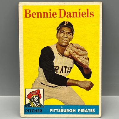 1958 Topps Bennie Daniels #392