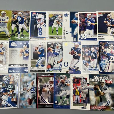 (20) Peyton Manning Football Cards