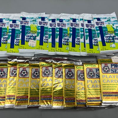 (20) Assorted Vintage Unopened Soccer Wax Packs