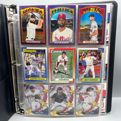 Binder of Assorted Baseball Stars, Inserts, & Parallel Cards