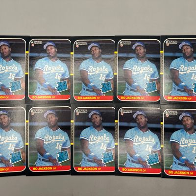 (10) 1987 Donruss Bo Jackson RCs #35