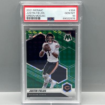 2021 Panini Mosaic Justin Fields Green RC #304 PSA Gem Mint 10
