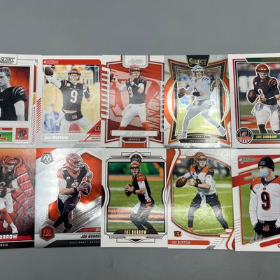 (10) Joe Burrow Football Cards