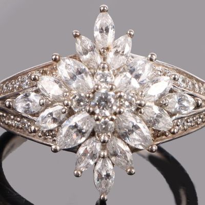 SPARKLY CUBIC ZIRCONIUM STERLING SILVER RING