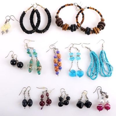 COLORFUL BEADED EARRINGS LOT OF13