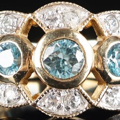 10K YELLOW GOLD LADIES RING W/ TOPAZ & QUARTZ