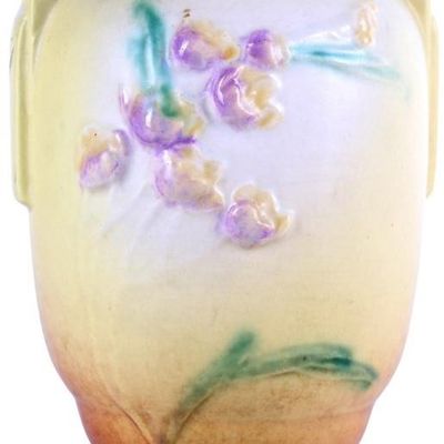 VINTAGE ROSEVILLE POTTERY YELLOW IXIA ROSE 853-6"