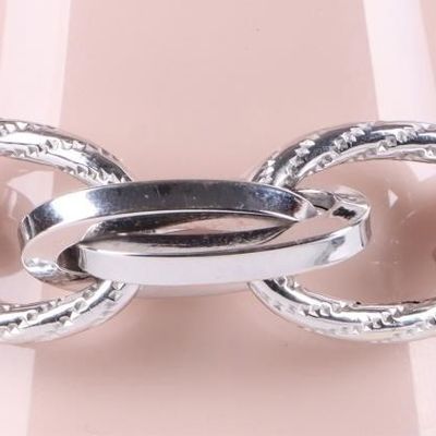 18K WHITE GOLD HOLLOW LINK LADIES BRACELET