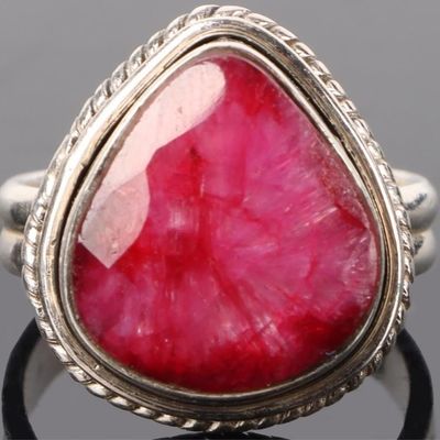 STERLING SILVER TEAR DROP PINK RUBY LADIES RING