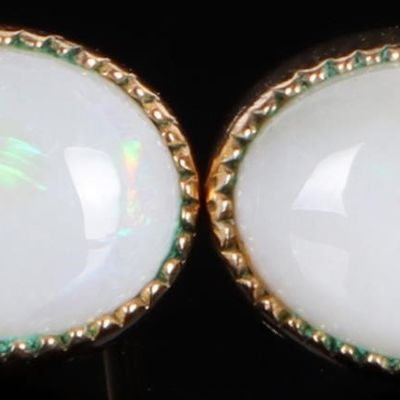 14K YELLOW GOLD LADIES STUD EARRINGS W/ OPAL