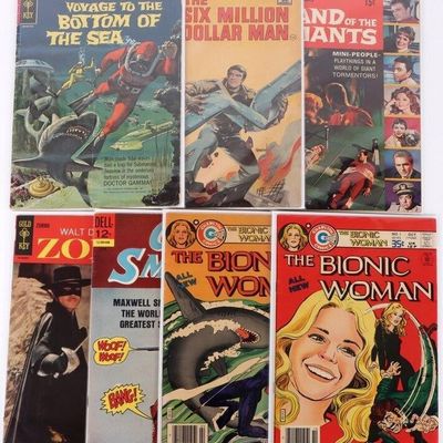 TV ADAPTATION COMICS ZORRO 6M DOLLAR MAN BIONIC- 7