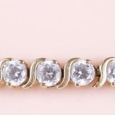 14K YELLOW GOLD LADIES BRACELET W/ RHINESTONES