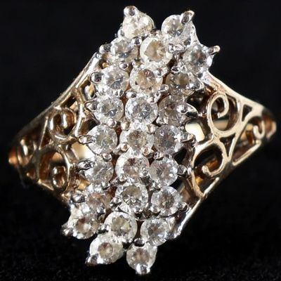 SNAZZY 10K YELLOW GOLD LADIES RING W/ QUARTZ