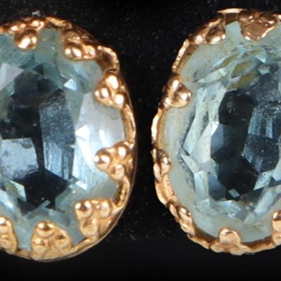 14K YELLOW GOLD LADIES STUD EARRINGS W/ AQUAMARINE