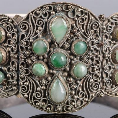 ANTIQUE CHINESE JADE ORNATE LADIES BRACELET