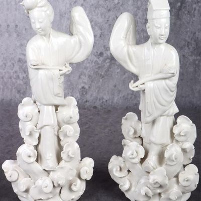 VINTAGE BLANC DE CHINE PORCELAIN FIGURINE SET OF 2