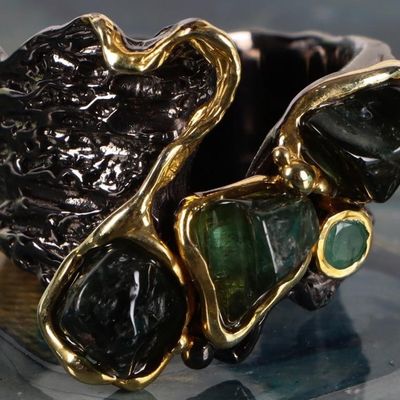 STERLING SILVER BRUTALIST LADIES RING W/ NEPHRITE