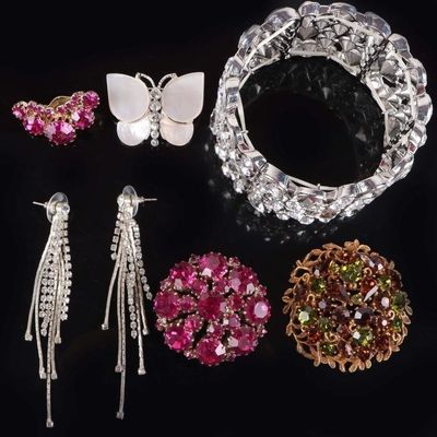 DESIGNER LADIES JEWELRY BROOCHES EARRINGS BRACELET