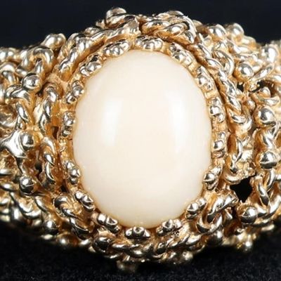 Sale Photo Thumbnail #72: 14K YELLOW GOLD FILIGREE WHITE CORAL LADIES RING