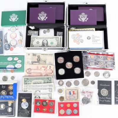 Sale Photo Thumbnail #372: ASSORTED U.S. COLLECTIBLE COINAGE/ CURRENCY LOT