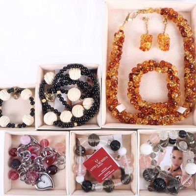 Sale Photo Thumbnail #312: ANTICA MURRINA VENEZIA ORNATE LADIES JEWELRY - (6)