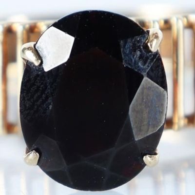 Sale Photo Thumbnail #97: 14K YELLOW GOLD LADIES RING W/ RICH GARNET GEM