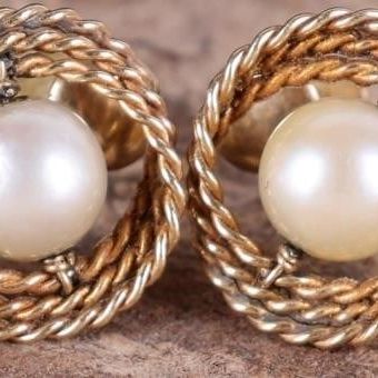 Sale Photo Thumbnail #292: 14K YELLOW GOLD LADIES EARRINGS W/ GENUINE PEARLS