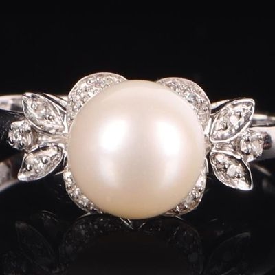 Sale Photo Thumbnail #179: 10K WHITE GOLD LADIES RING W/ DIAMONDS & 8MM PEARL