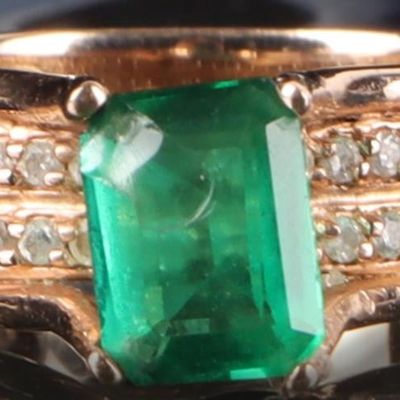 Sale Photo Thumbnail #94: 1.2CT EMERALD 42 DIAS 14K YELLOW GOLD LADIES RING