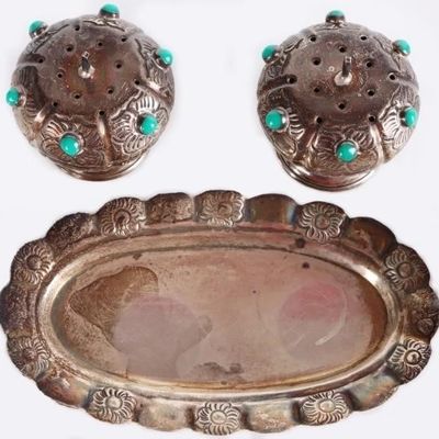 Sale Photo Thumbnail #127: MEXICO STERLING SILVER PUMPKIN SHAKERS W/ TRAY (2)