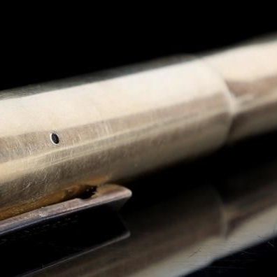 Sale Photo Thumbnail #396: 14K SOLID GOLD EVERSHARP SKYLINE FOUNTAIN PEN