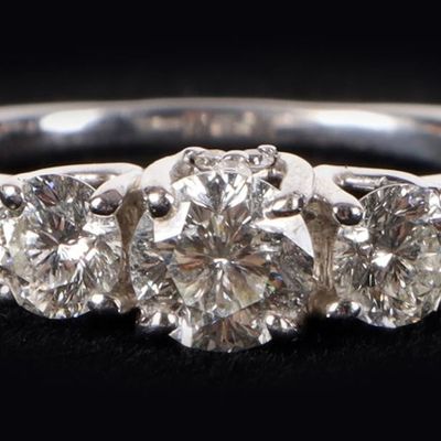 Sale Photo Thumbnail #63: 1.48CTW 3 STONE NATURAL  DIAMOND 18K LADIES BAND
