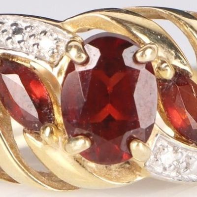 Sale Photo Thumbnail #145: 10K YELLOW GOLD GARNET DIAMOND LADIES RING