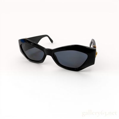 Vintage Gianni Versace Mod. 421/A Black Acetate Sunglasses