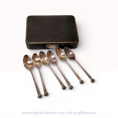 A Set of Ikoma Shoten Japanese Pure Silver Demitasse Spoons