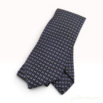 Hermes Faconnee H Pattern Silk Necktie in Gray and Light Blue