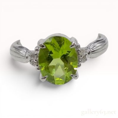 Peridot and Diamond Platinum Cocktail Ring